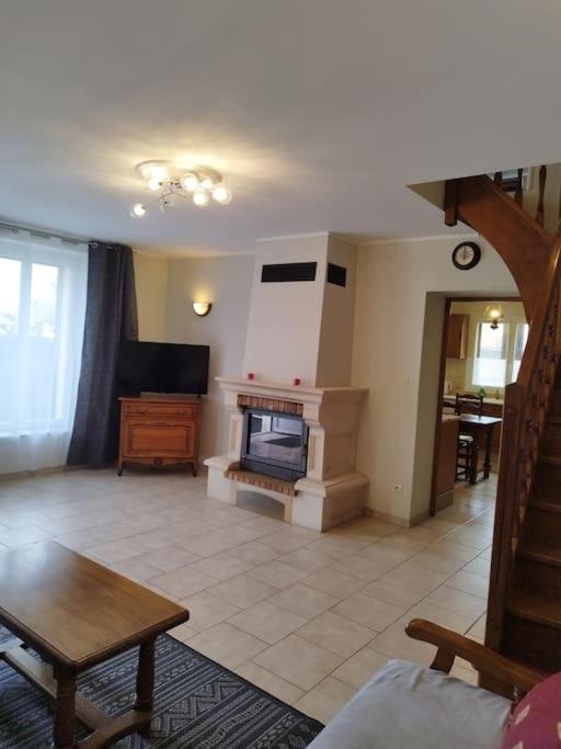 L'Hirondelle Du Faubourg Villa Bar-sur-Aube Ngoại thất bức ảnh
